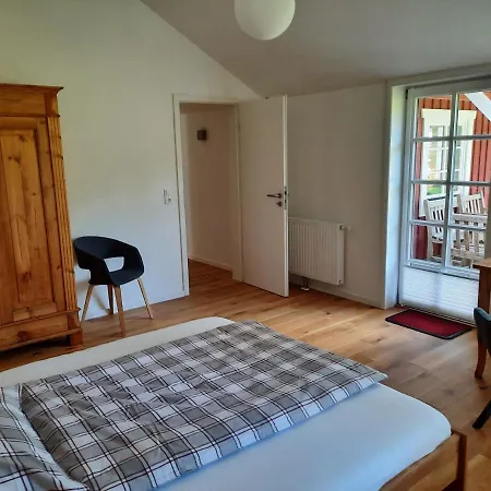 Idyllisches Schwedenhaus In Ruhiger Hanglage Oetzen Esterno foto